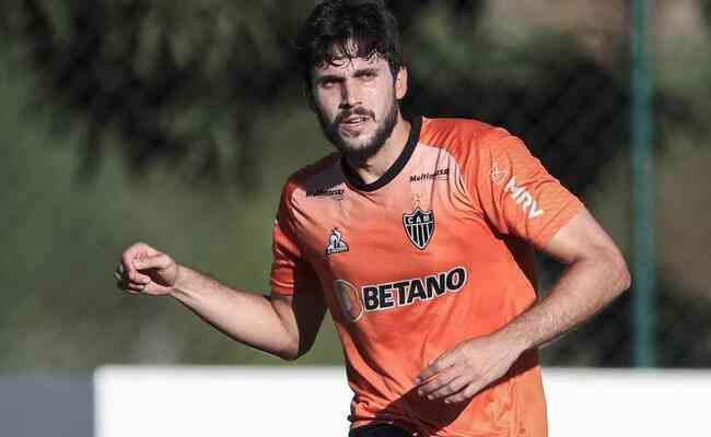 Zagueiro Igor Rabello, de 27 anos, deve prorrogar contrato com o Atlético até 2025