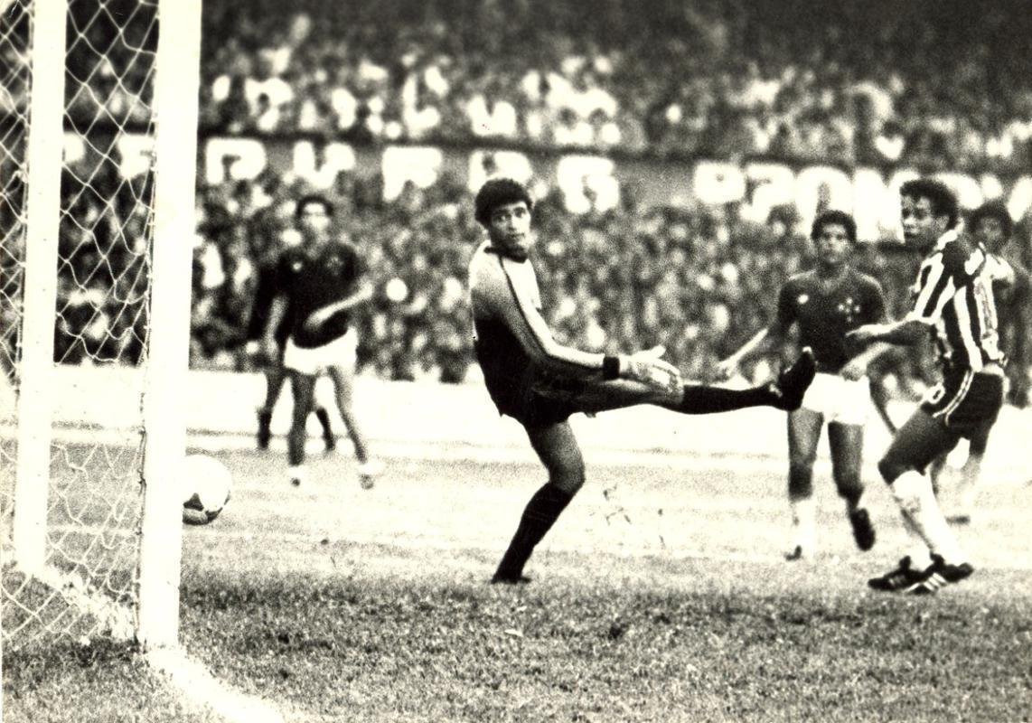 7 - Atltico 2 x 1 Cruzeiro (5 de dezembro de 1982, pelo Campeonato Mineiro) - 108.935 torcedores