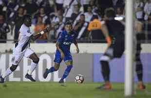 Cruzeiro goleou Vasco por 4 a 0 e causou a ira da torcida cruz-maltina em So Janurio