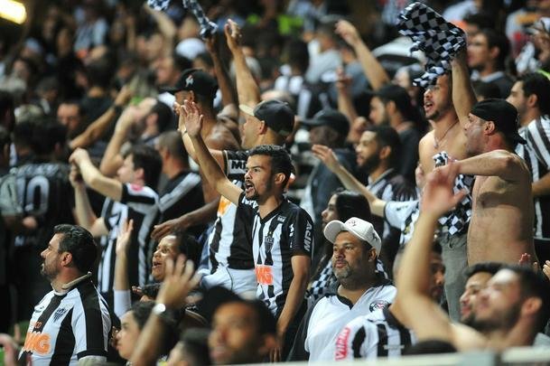 Fotos da torcida do Atltico na vitria por 2 a 0 sobre o Botafogo, no Independncia, pela Sul-Americana