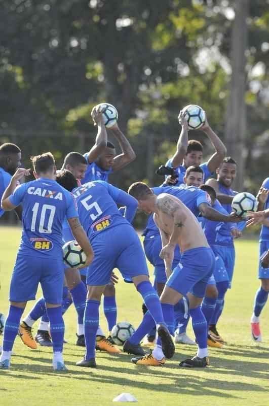 Imagens do treino do Cruzeiro nesta tera-feira (25/07) na Toca da Raposa II