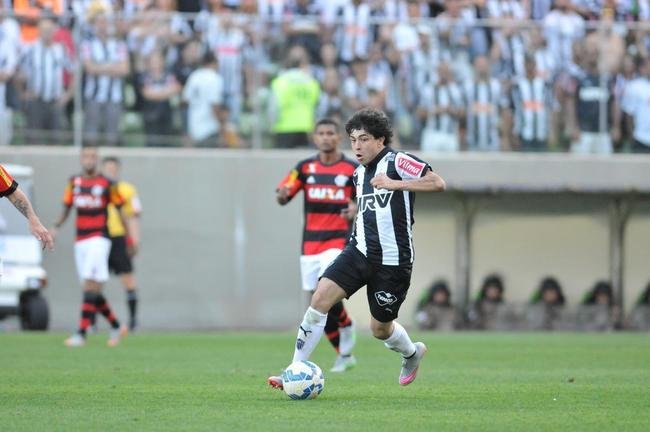 Imagens do segundo tempo da partida no Independ�ncia, que teve at� intervalo t�cnico por conta do calor