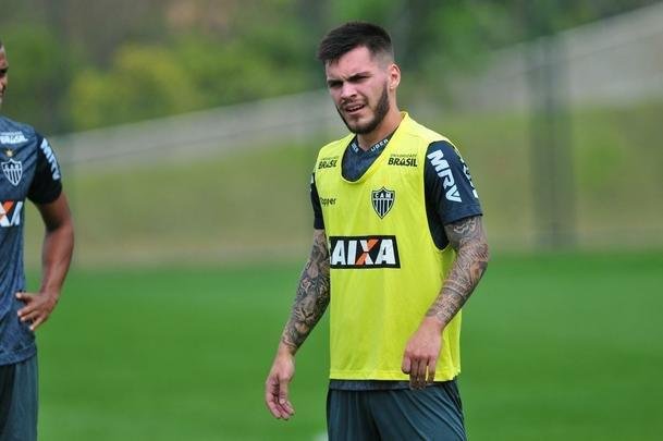 Nathan: meia foi contratado em julho, cedido pelo Chelsea, e fez apenas sete jogos, quatro deles como titular. Com Levir Culpi, ainda não teve oportunidades.