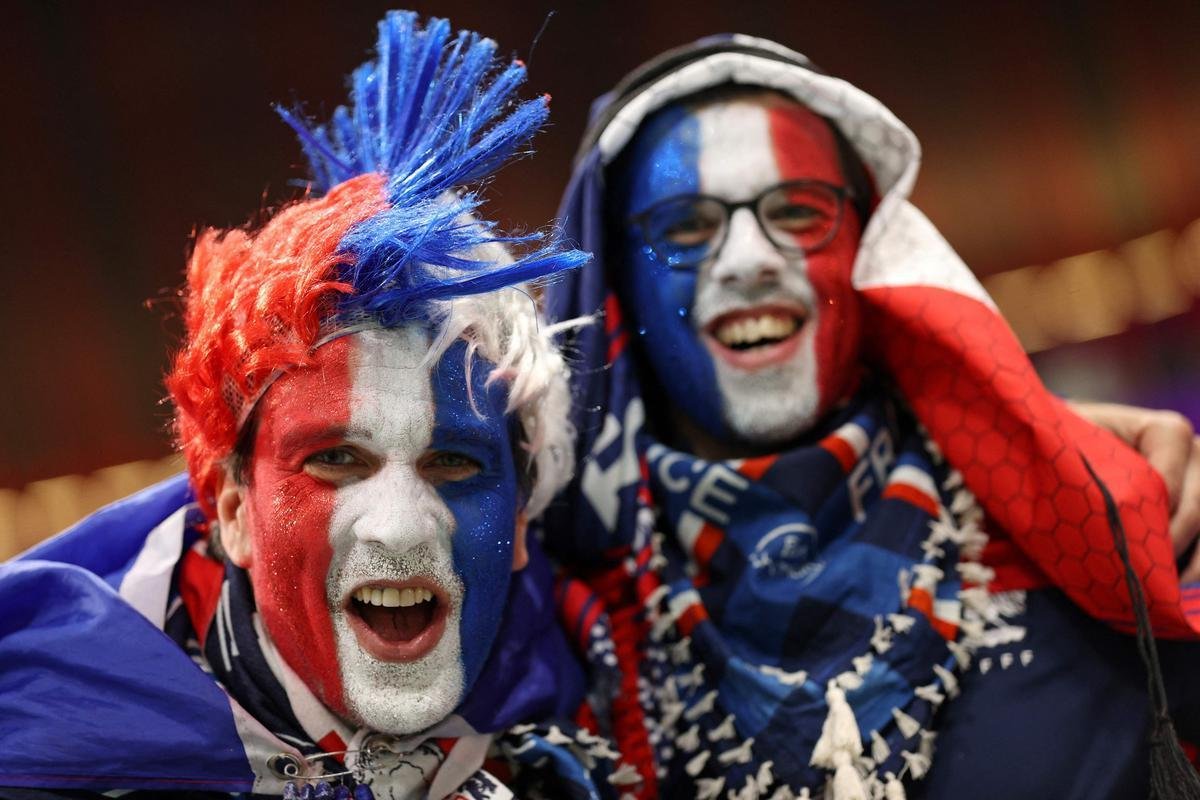 Torcidas de Inglaterra e Frana no duelo pelas quartas de final da Copa do Mundo do Catar