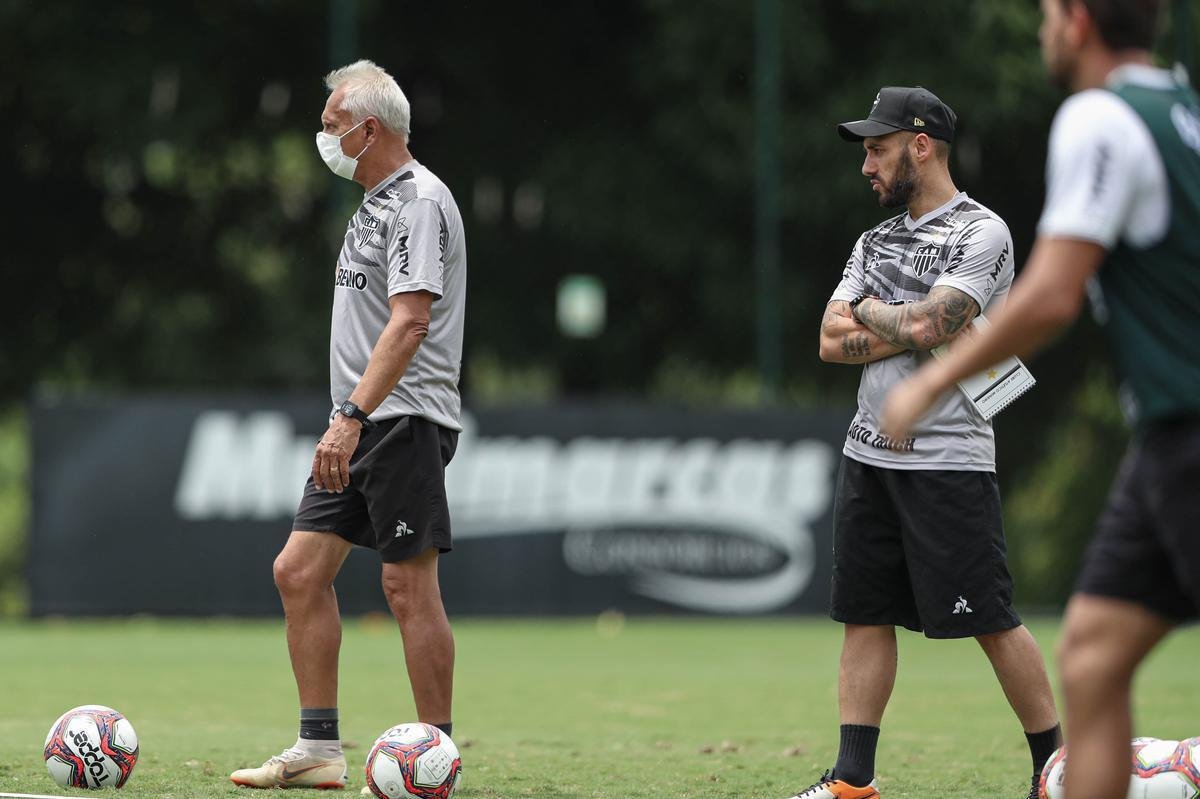 Fotos do treino do Atltico desta sexta, o primeiro aps a sada de Sampaoli