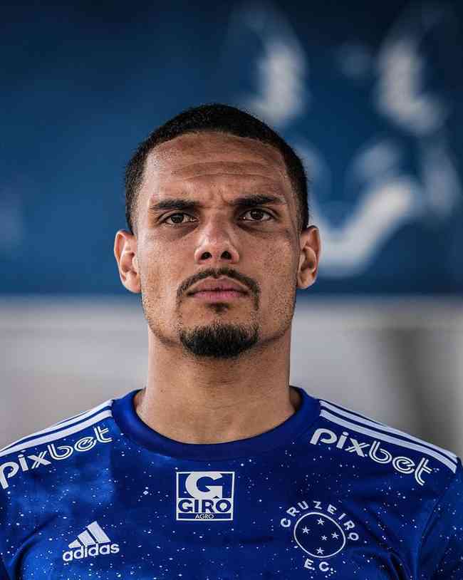 Cruzeiro anuncia o atacante Wesley, ex-Palmeiras, cruzeiro