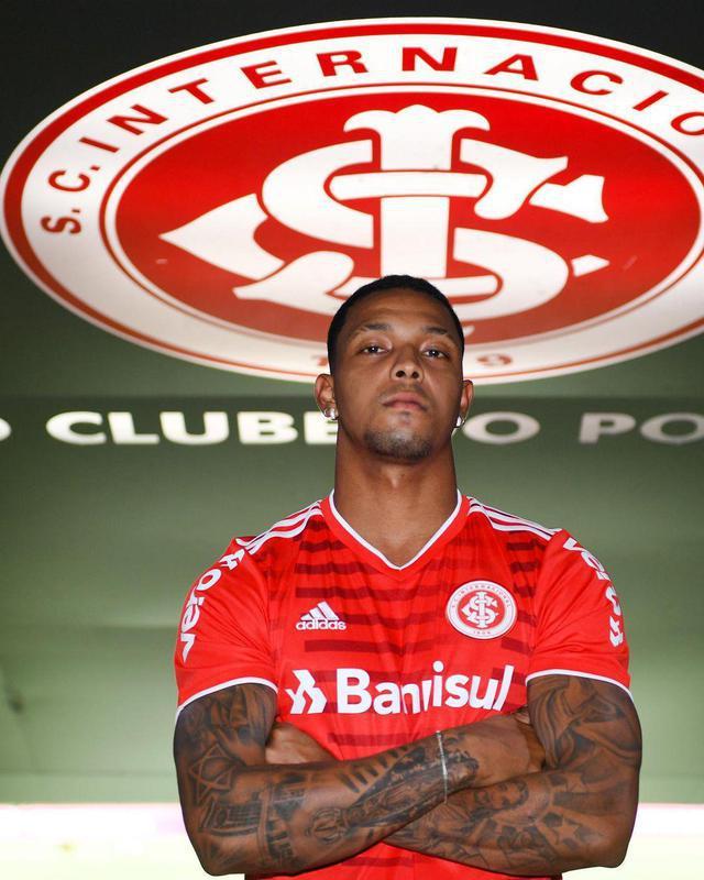 David, atacante (Internacional)