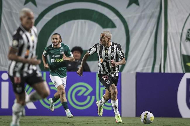 Fotos do jogo entre Gois e Atltico no Estdio da Serrinha, em Goinia, pela quarta rodada do Campeonato Brasileiro
