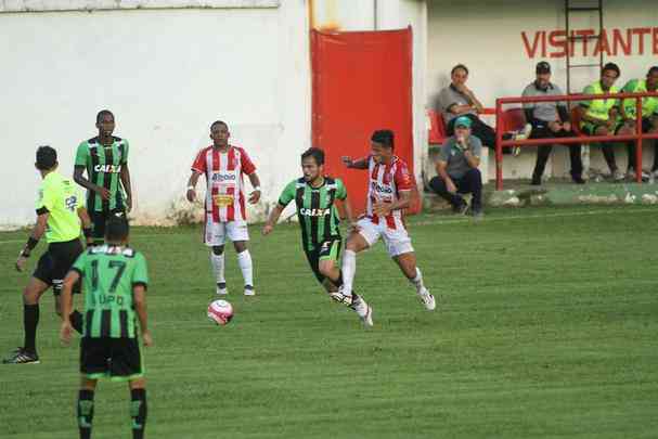 Amrica usou time misto e ficou no empate diante do Villa Nova, por 1 a 1, no Castor Cifuentes