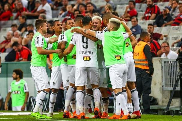 Veja imagens da vitória do Atlético sobre o Atlético-PR