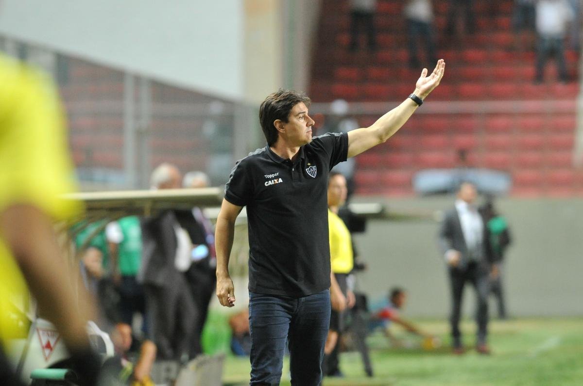 Partida foi disputada no Independncia, nessa noite de tera-feira