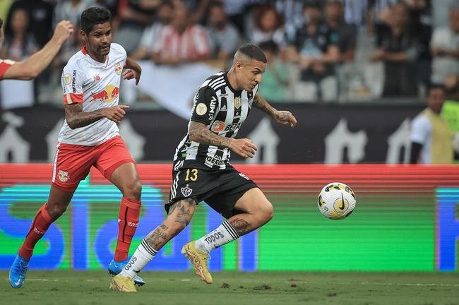 7� - Guilherme Arana (Atl�tico) - valor de mercado: R$ 77,9