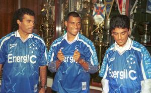 Gonalves, Donizete Pantera e Bebeto foram as grandes contrataes do Cruzeiro para o Mundial