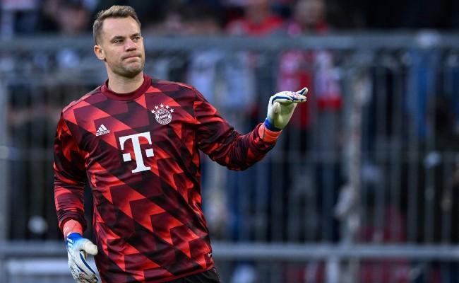 Neuer segue com lesão no ombro há poucas semanas da Copa, diz técnico