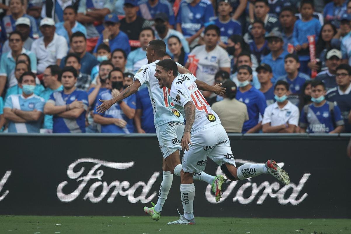 Fotos do jogo de ida das oitavas de final da Copa Libertadores, entre Emelec e Atltico, no estdio George Capwell, em Guayaquil, no Equador