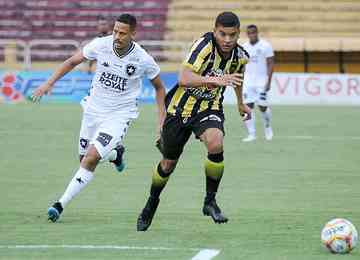 Com time alternativo, alvinegro perde por 1 a 0 fora de casa