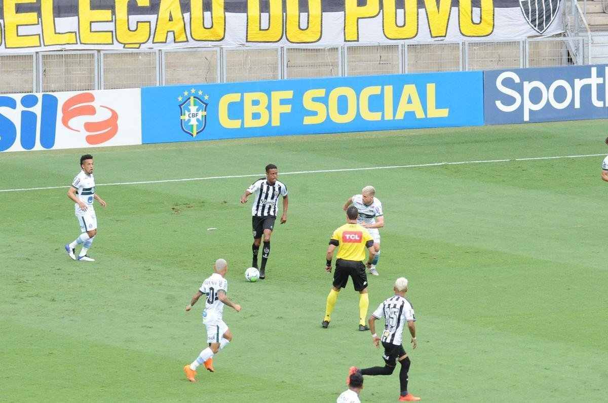 Imagens do jogo entre Atltico e Coritiba, pela 27 rodada da Srie A do Campeonato Brasileiro, no Mineiro
