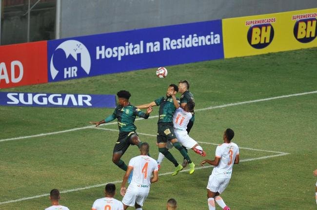 Fotos do jogo deste sbado entre Amrica e Coimbra, no Independncia, pelo Campeonato Mineiro