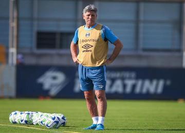 Jogador não trabalhou normalmente na manhã desta sexta-feira (20), no CT Luiz Carvalho
