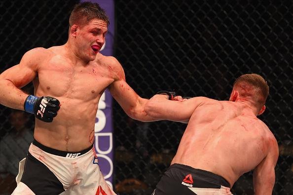 Drew Dober venceu Scott Holtzman por decisão unânime