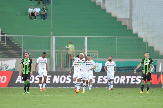 Amrica foi derrotado por 3 a 0 pelo Fluminense neste sbado (15/4), no Independncia, pela 1 rodada do Campeonato Brasileiro