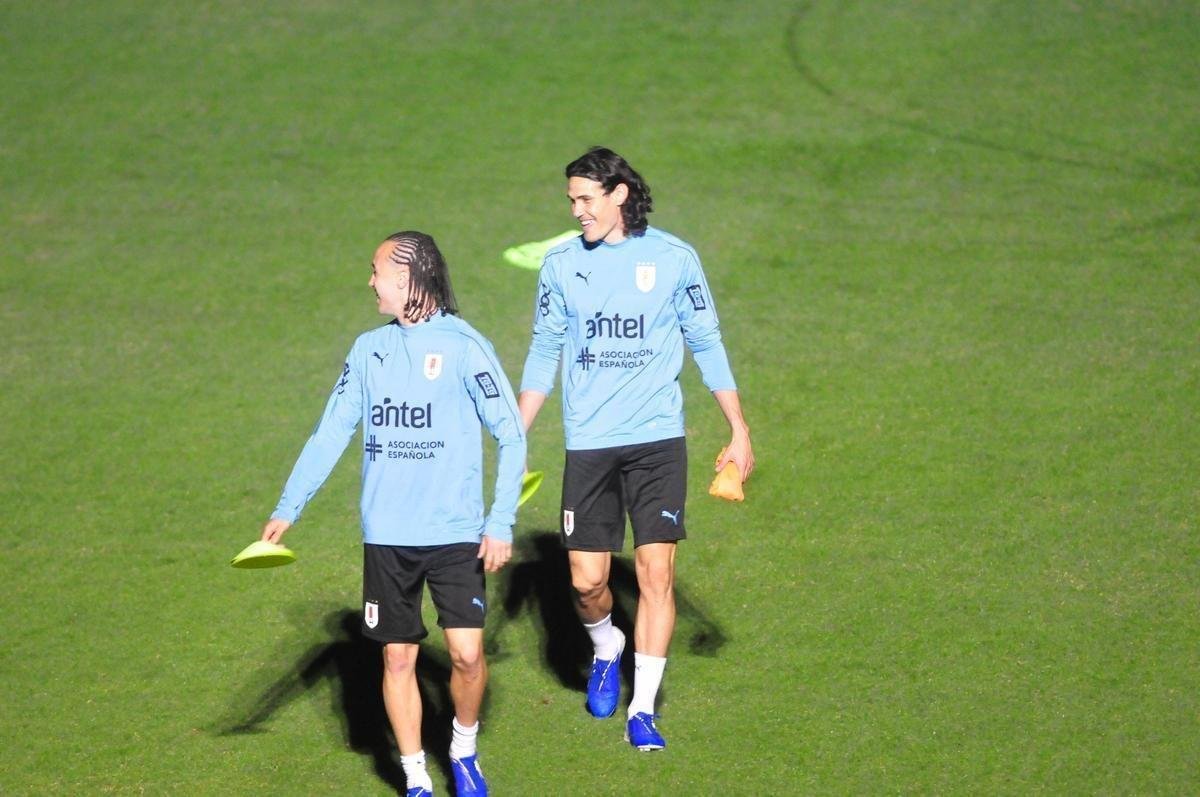 Imagens do primeiro treino da Seleo Uruguaia no Sesc Venda Nova, em Belo Horizonte