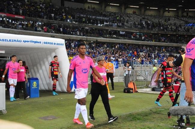 Em reencontro com a torcida aps o ttulo da Srie B, Cruzeiro enfrentou o Ituano no Mineiro, em Belo Horizonte, pela 33 rodada. Veja as melhores imagens!