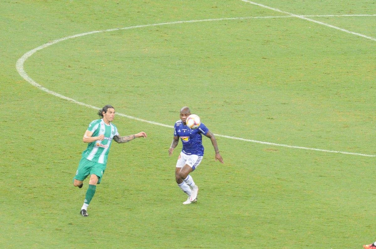 Cruzeiro x Juventude: fotos do jogo desta sexta-feira, no Mineiro, pela 16 rodada da Srie B