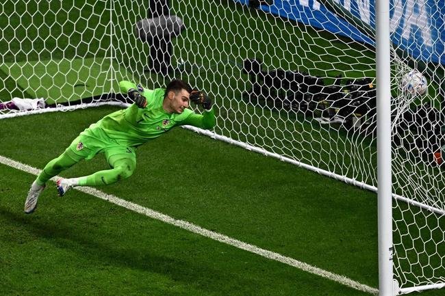 Lances da partida entre Japo e Crocia, pelas oitavas de final da Copa do Mundo.