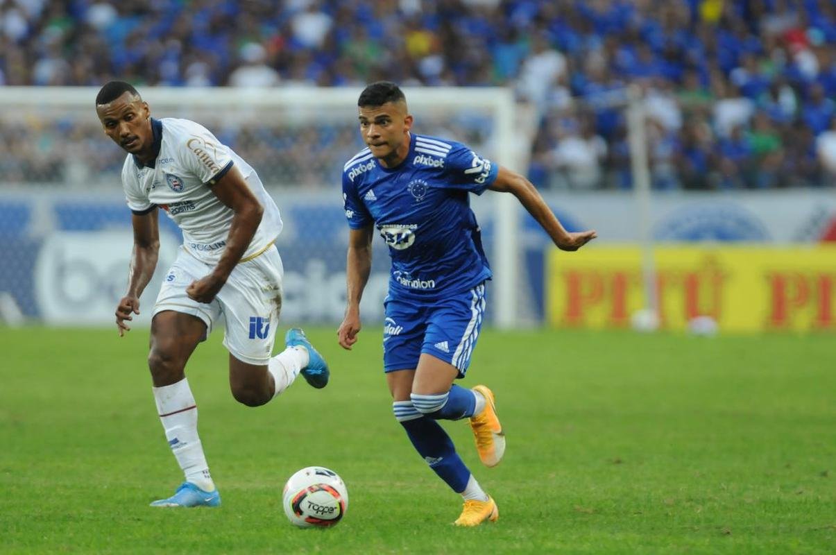 Fotos da partida entre Cruzeiro e Bahia, no Mineir�o, pela 20� rodada da S�rie B do Brasileiro