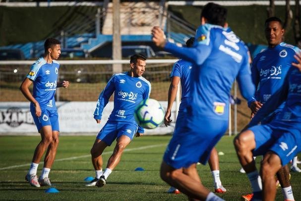 Equipe se prepara para o clássico contra o Atlético, na quinta-feira, às 20h, pela ida da Copa do Brasil