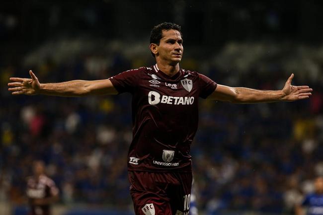 Paulo Henrique Ganso comandou o Fluminense com seu futebol elegante em vitória sobre o Cruzeiro no Mineirão