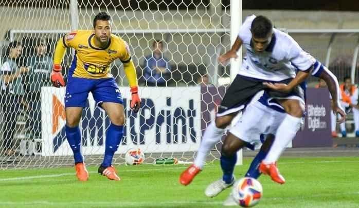 Fotos de Rio Branco x Cruzeiro, amistoso disputado na noite desta quarta-feira (20/01), em Cariacica-ES