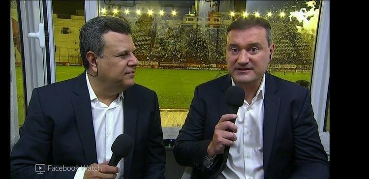 Transmisso pelo Facebook teve todas as caractersticas de uma partida de futebol vista pela TV