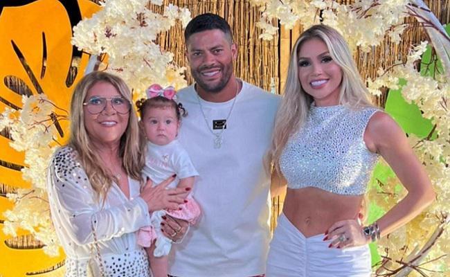 Destaque do Atlético em 2022, Hulk passou a virada de ano junto com a família