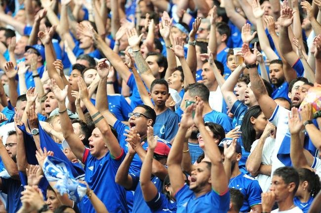 Fotos da partida entre Cruzeiro e Grmio, no Independncia, pela sexta rodada da Srie B do Brasileiro