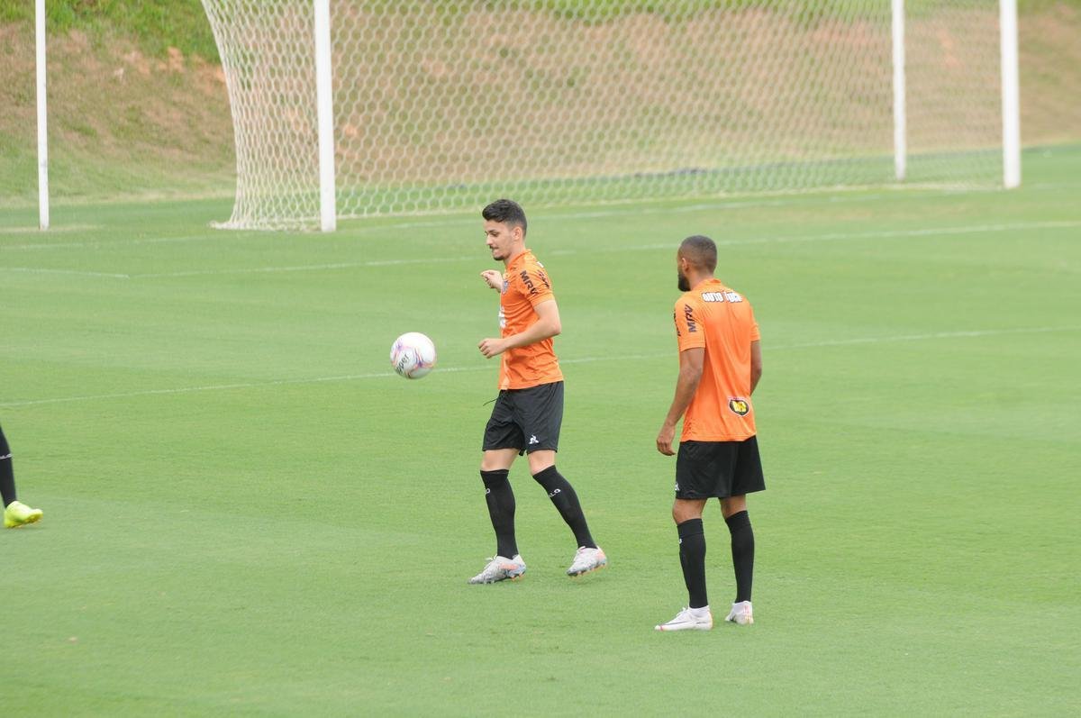 Fotos do Atltico nesta quinta-feira, na Cidade do Galo