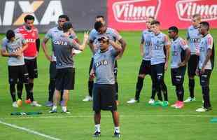 Atltico treinou na Cidade do Galo, nesta tera-feira, visando duelo contra o Botafogo, pela Copa do Brasil