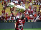 Meia Diego Ribas anuncia que vai se aposentar no fim de 2022