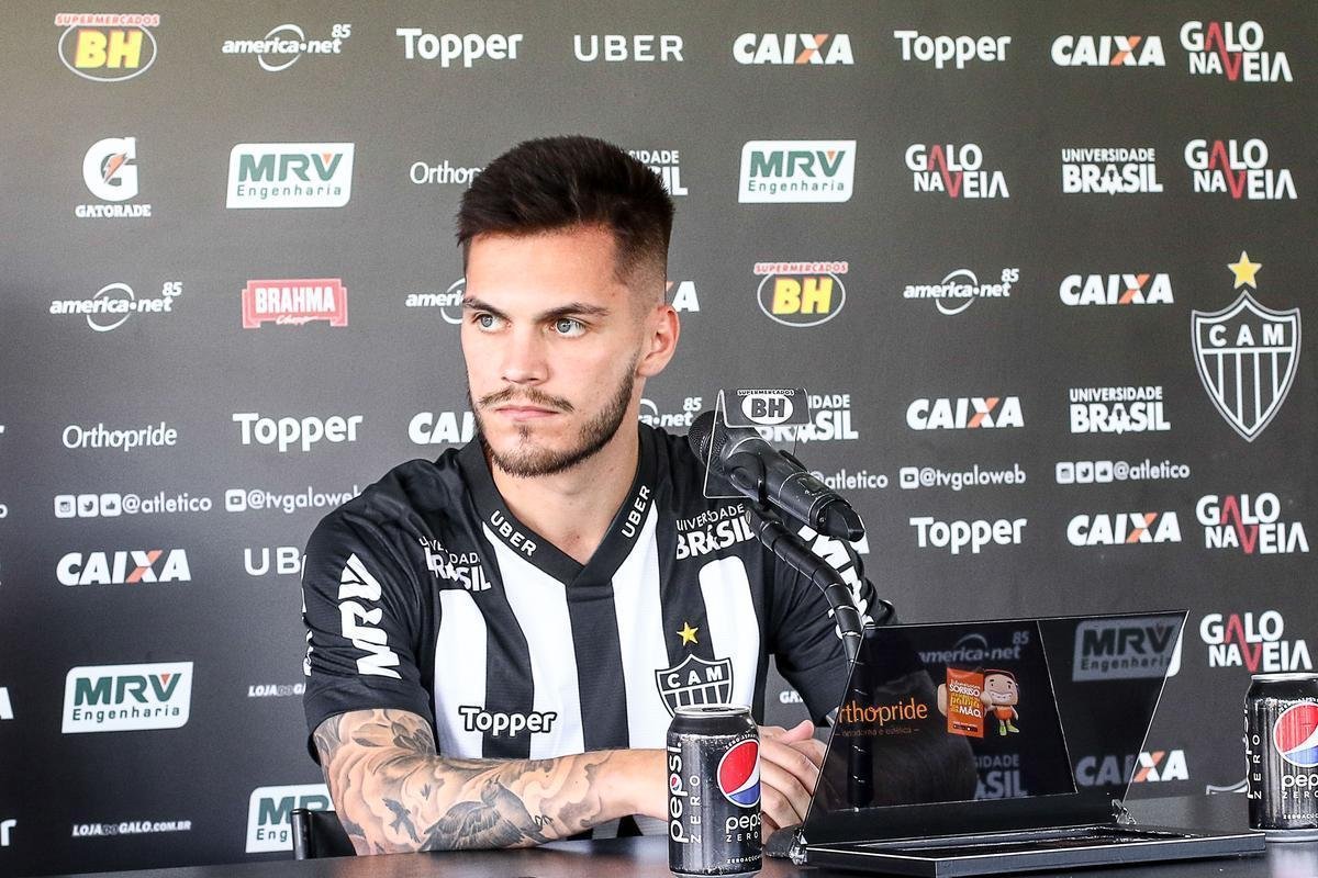 Apresentao do meia Nathan, novo jogador do Atltico