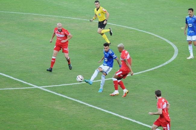 Fotos do jogo entre Cruzeiro e CRB, no Mineiro, em Belo Horizonte, pela 11 rodada da Srie B do Brasileiro