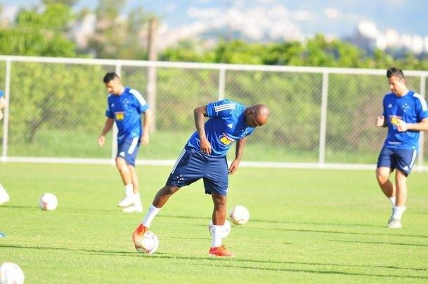 Fotos da reapresentao do Cruzeiro na Toca da Raposa II