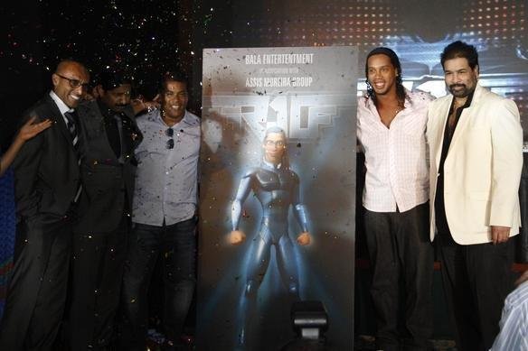 Estrela de cinema: Ronaldinho apresentou, na Índia, cartaz do seu filme de animação