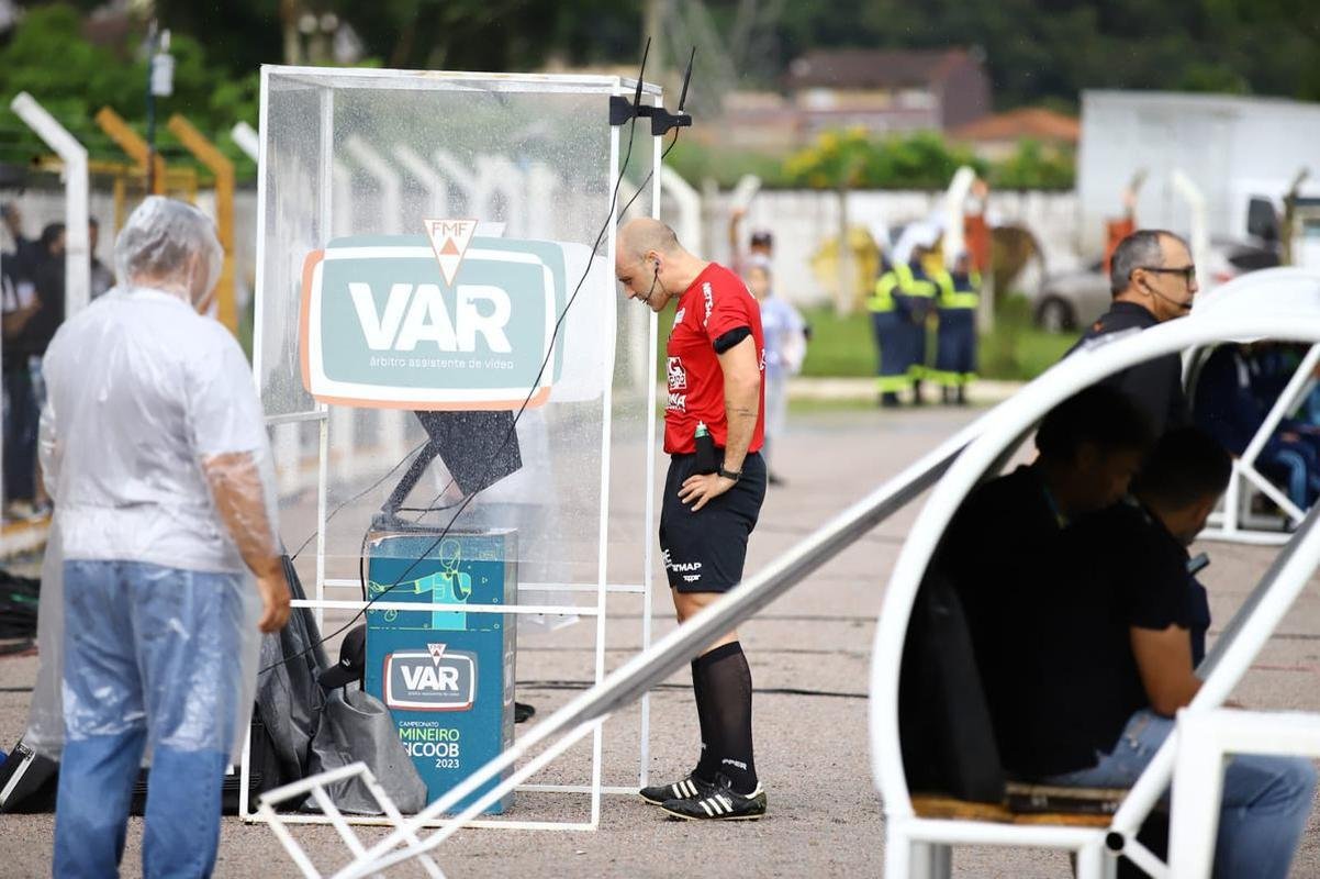 Fotos do jogo entre Caldense x Cruzeiro, no est�dio Ronald�o, em Po�os de Caldas, pela 7� rodada do Campeonato Mineiro