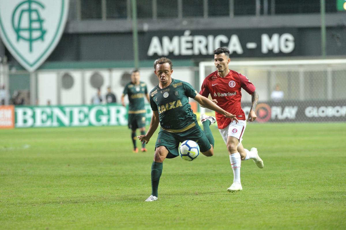 Fotos do jogo entre Amrica e Internacional, no Independncia, pela 15 rodada do Campeonato Brasileiro