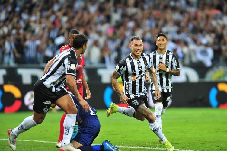 Fotos da vitria do Atltico sobre o Athletico-PR, no Mineiro, no jogo de ida da final da Copa do Brasil