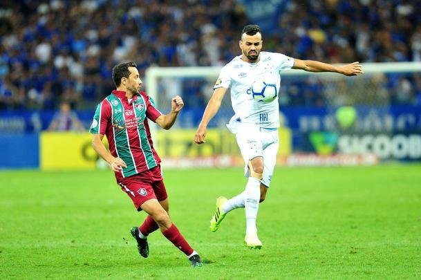 No segundo tempo, Cruzeiro pressionou o Fluminense em busca do gol da vitria