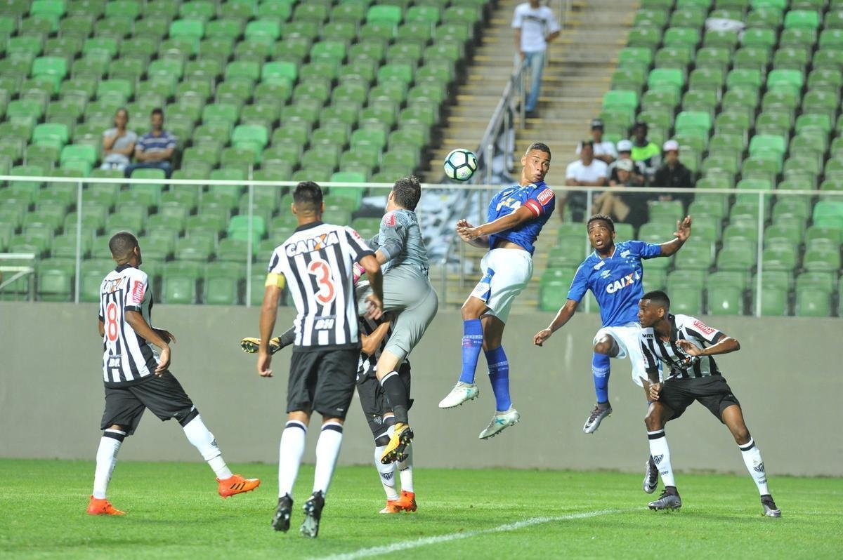 Imagens do clssico entre Atltico e Cruzeiro pela Supercopa Sub-20