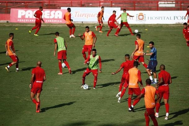 Timbu trocou o CT Wilson Campos pelo estádio dos Aflitos na tarde desta quarta-feira