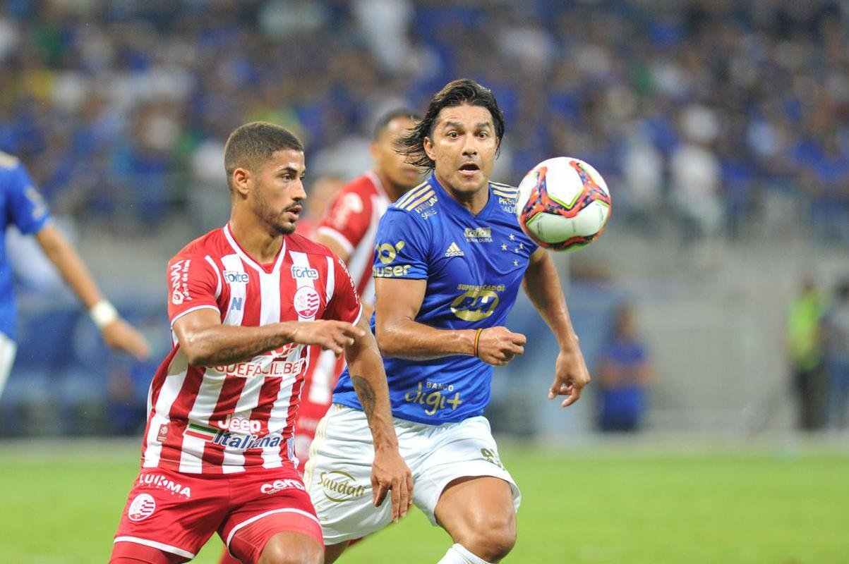 Fotos do jogo entre Cruzeiro e Nutico, no Mineiro, que marcou as despedidas de Rafael Sobis e Ariel Cabra.